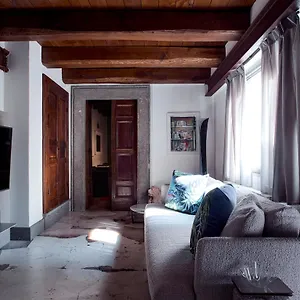 Aparthotel Palazzo Delle Pietre - Luxury, Roma