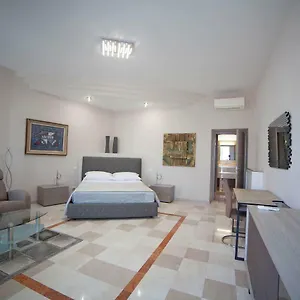 Imhome - Cadorna House 2*, Milão Itália